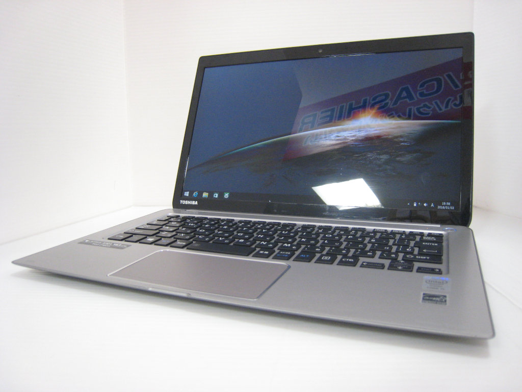 ノートパソコン TOSHIBA(東芝) 格安PC KIRA Windows 8