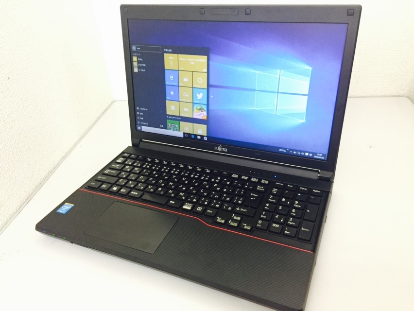 ■ＬＩＦＥＢＯＯＫ　Ａ５７４／ＨＸ　Windows10 富士通　ノートパソコン