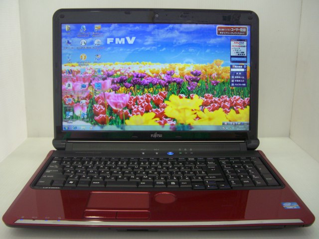 富士通ノートパソコン　LIFEBOOK AH56/C FMVA56CWG