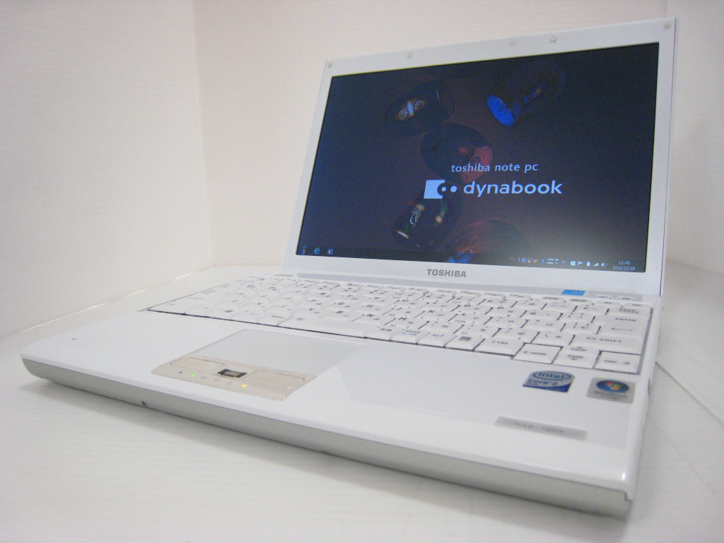 東芝 Dynabook NXE/76HE CPU:Core 2 Duo U9300 1.20GHz / メモリ：2GB