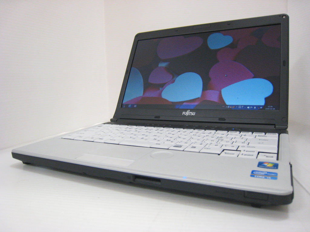 富士通 LIFEBOOK S761/D CPU:Core i5 2520M 2.50GHz / メモリ：4GB