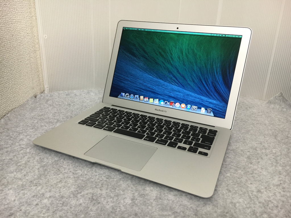 MacBook Air MD760J/A CPU:Core i5 1.40GHz/ メモリ：4GB /SSD 128GB ...