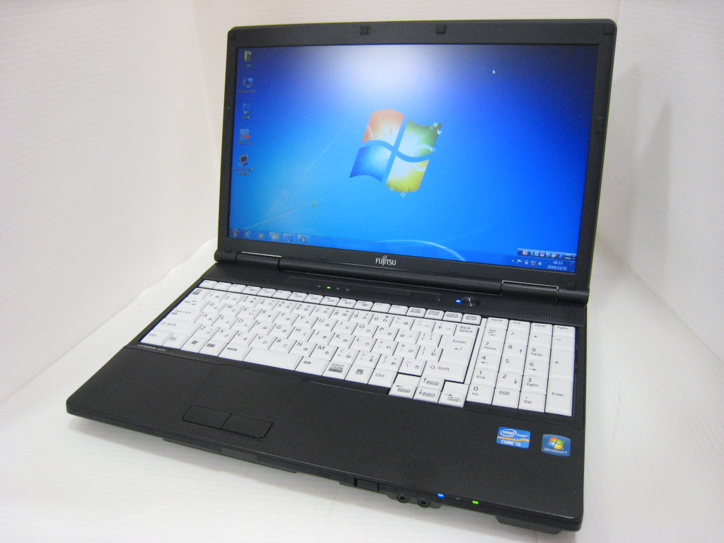 富士通 LIFEBOOK A572/E CPU:Core i5 3320M 2.6GHz / メモリ：4GB