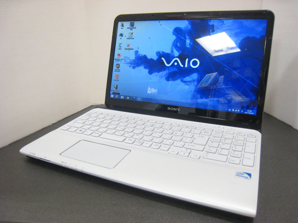 SONY VAIO ノートPC SVE15123CJW