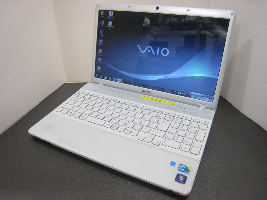 SONY VAIO VPCEB28FJ/W Core i3 350M 2.27GHz / メモリ：4GB / HDD