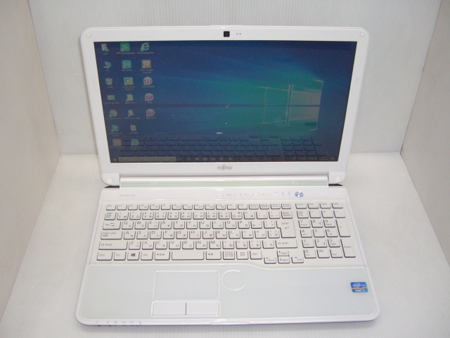 FMV LIFEBOOK AH53/K