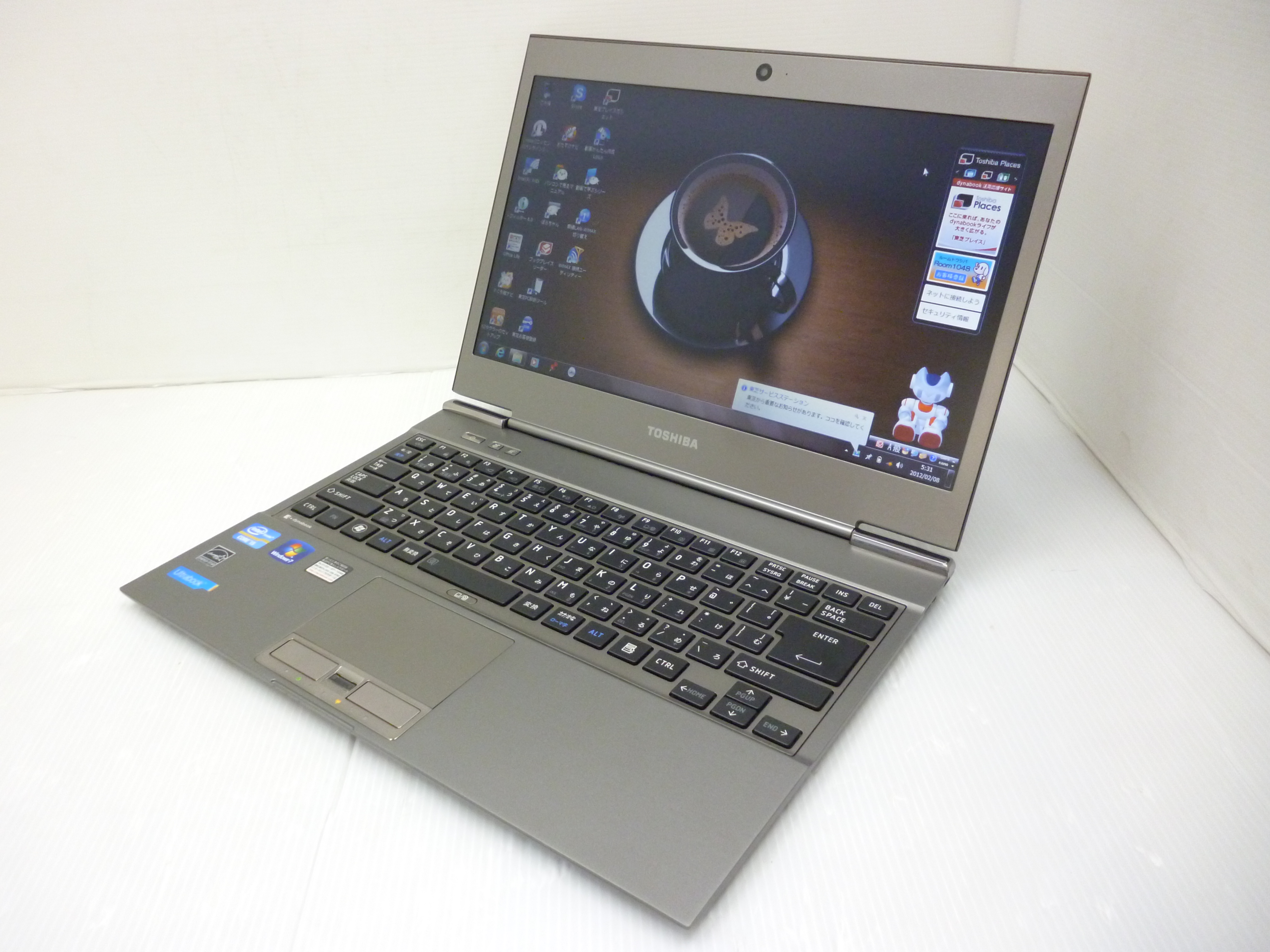 東芝 dynabook R631/28E CPU:Corei5 2467M 1.60GHz/メモリ:4GB/SSD