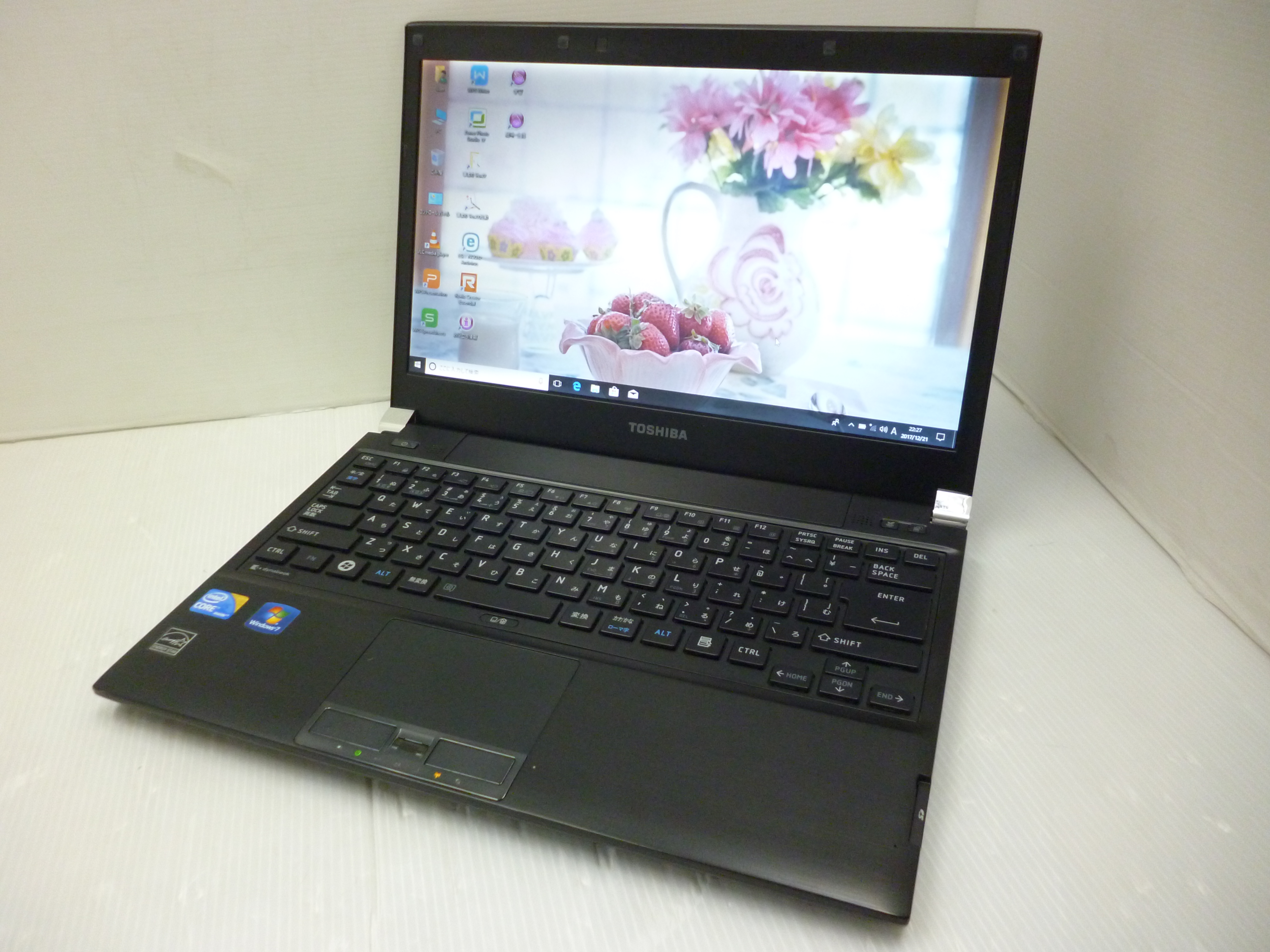 TOSHIBA DYNABOOK 4GBメモリ HDD W10 ノートPC 東芝