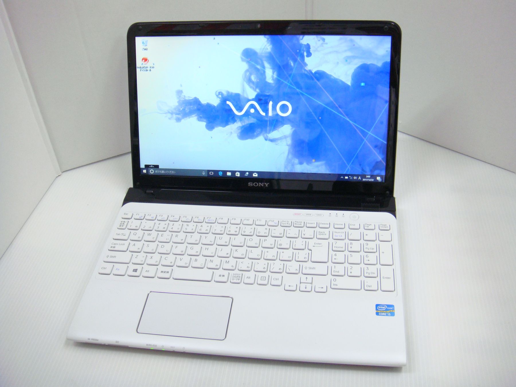 SONY VAIO SVE15125CJW CPU：Core i5-3210M 2.5GHz/メモリ：4GB /HDD