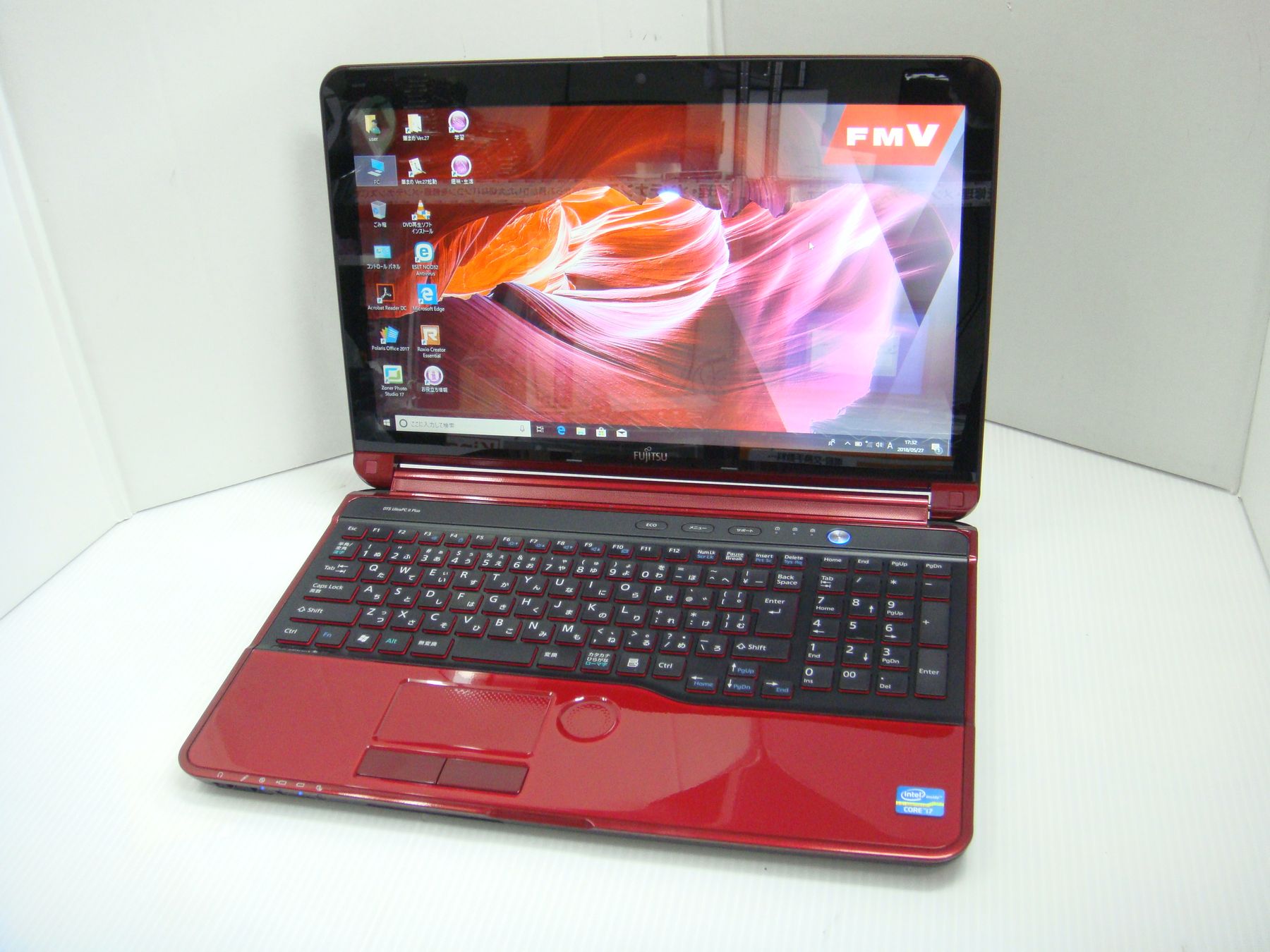 富士通 LIFEBOOK AH77/H CPU：Corei7-3610QM 2.30GHz/メモリ：8GB /HDD
