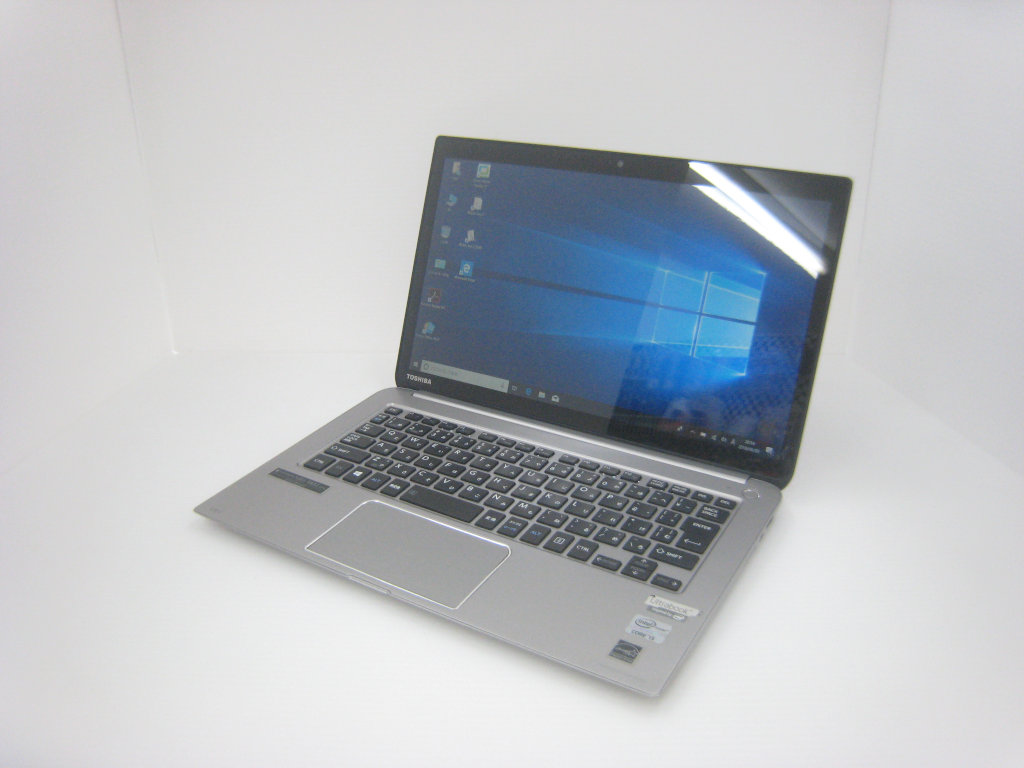 TOSHIBA dynabook KIRA V832