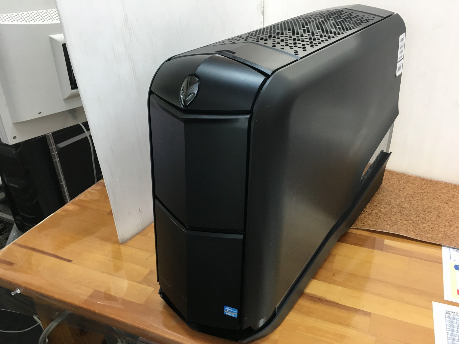 DELL Alienware Aurora R4 CPU：Core i7 3820 3.6GHz / メモリ：16GB