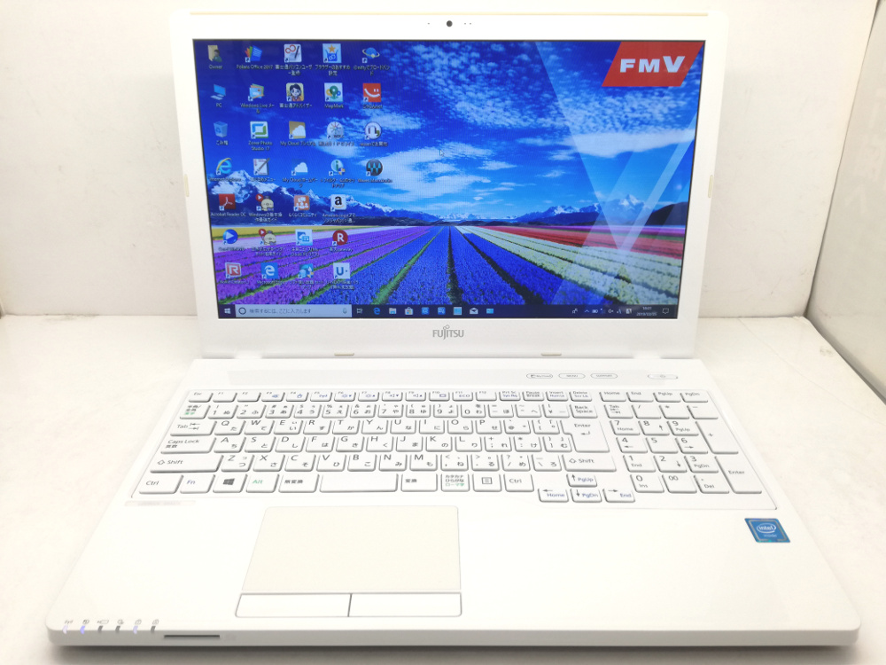 富士通 LIFEBOOK AH42/X CPU：Celeron 3205U 1.5GHz / メモリ：4GB