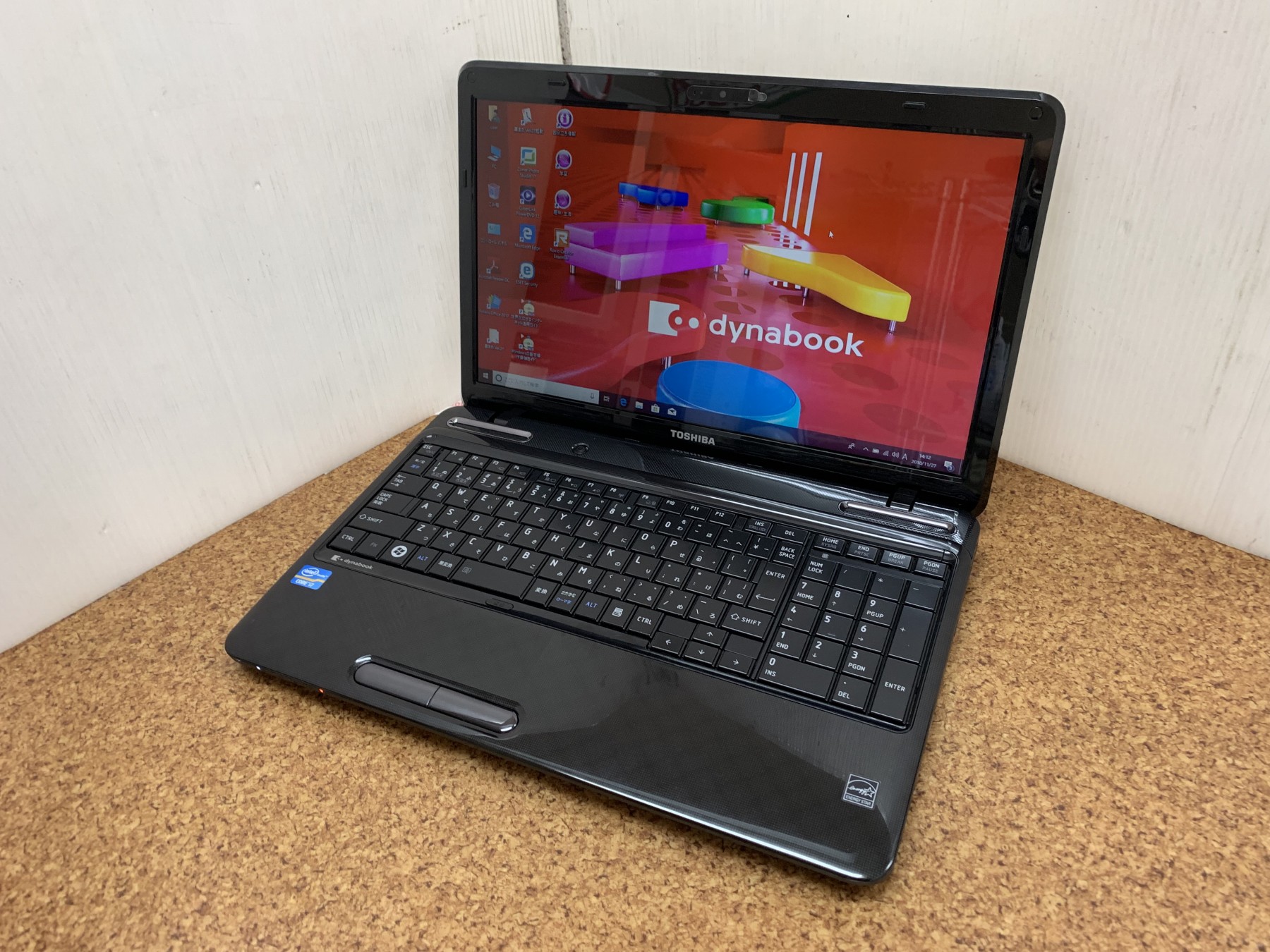 東芝dynabook T451