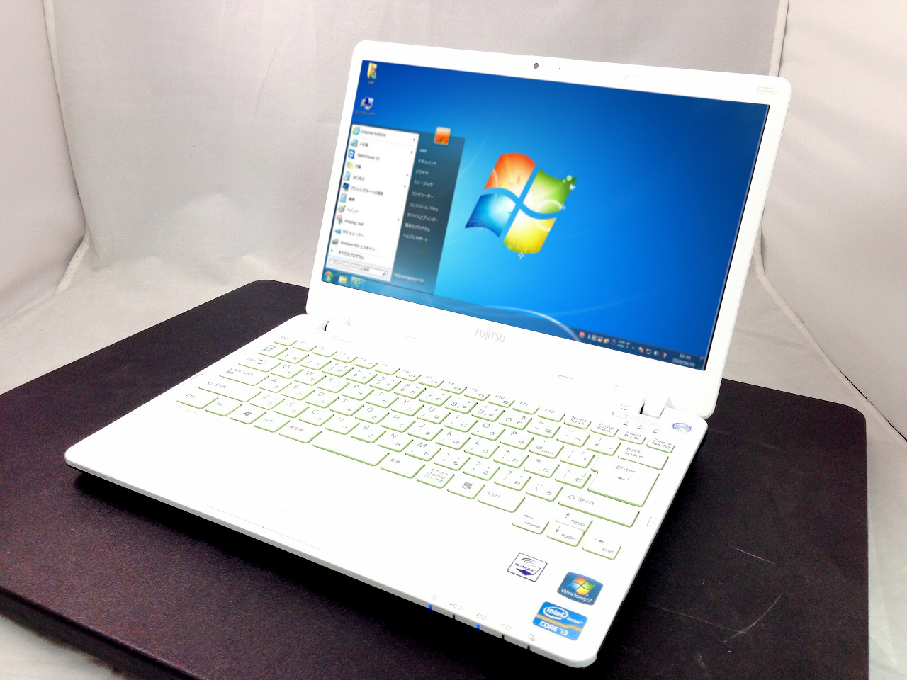 LIFEBOOK SH54/G Windows7搭載モデル CPU： Core i3 2350M 2.3GHz