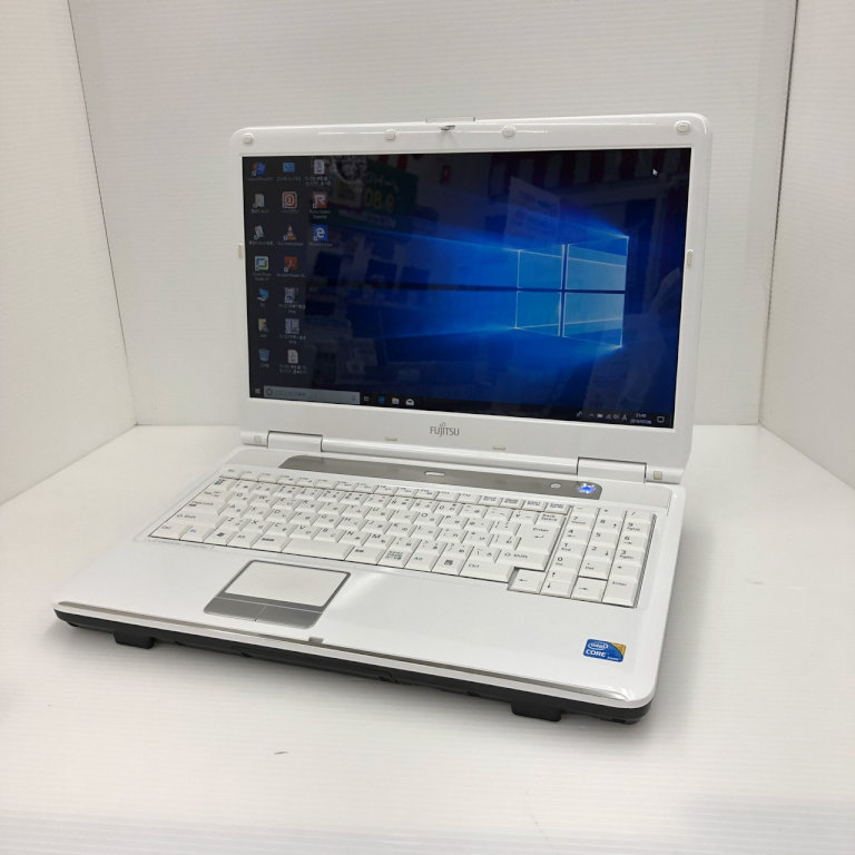 富士通 AH550/5BC 4GB 500G RW 無線 Windows10