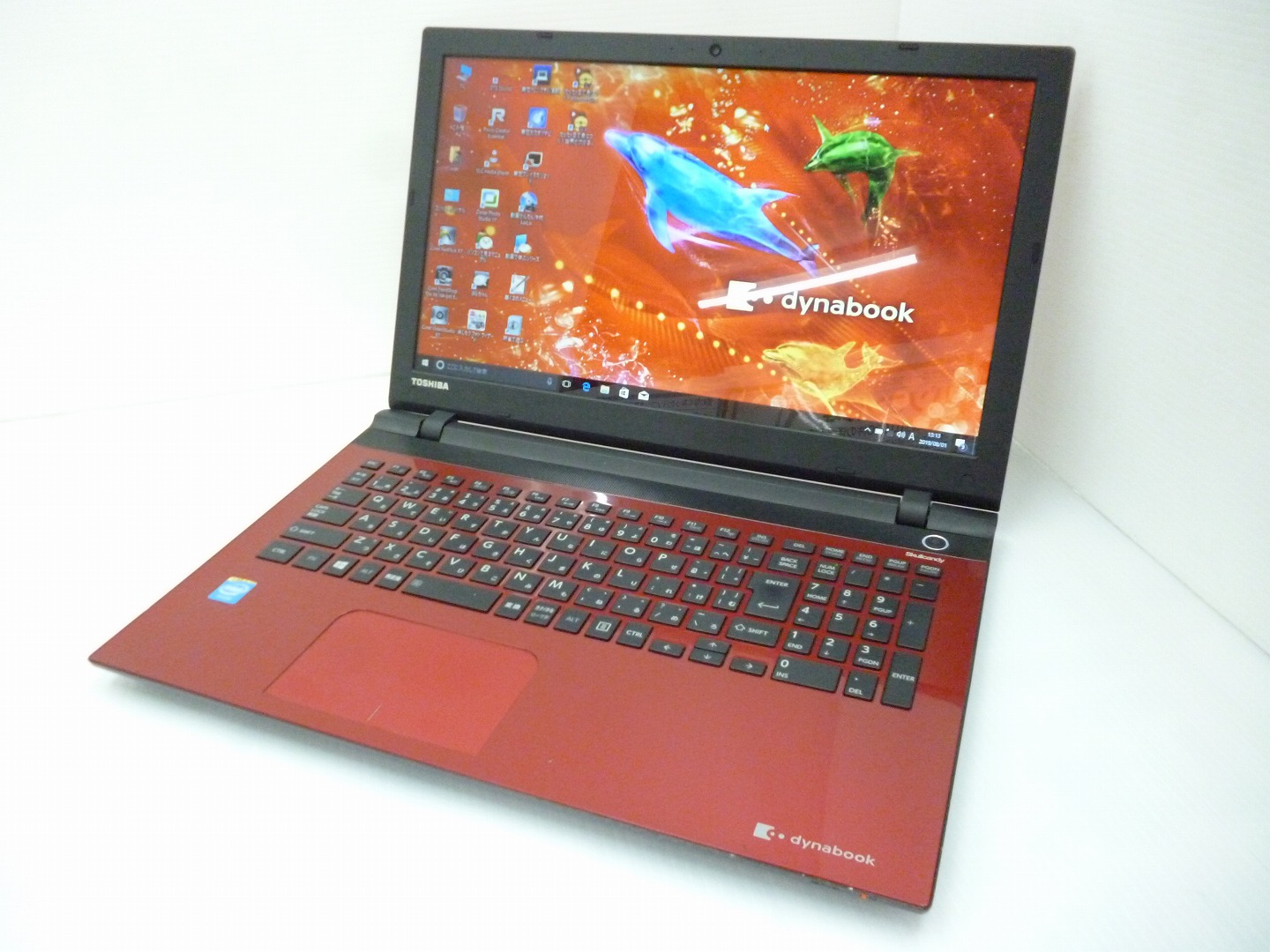 東芝　TOSHIBA ノートパソコン dynabook T45 レッド