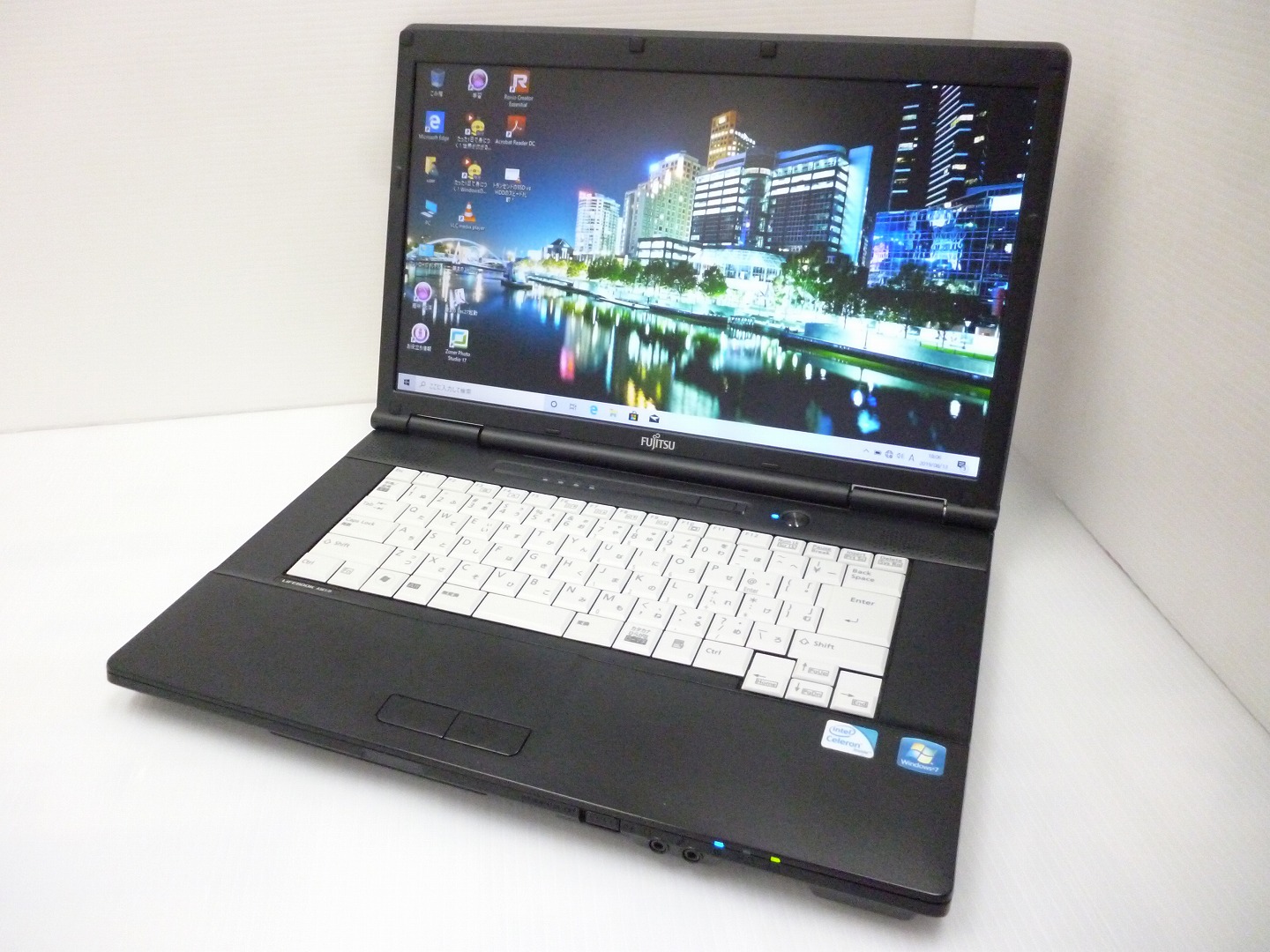 富士通 LIFEBOOK A561/D CPU:Celeron B710 1.6GHz/メモリ:4GB/SSD ...