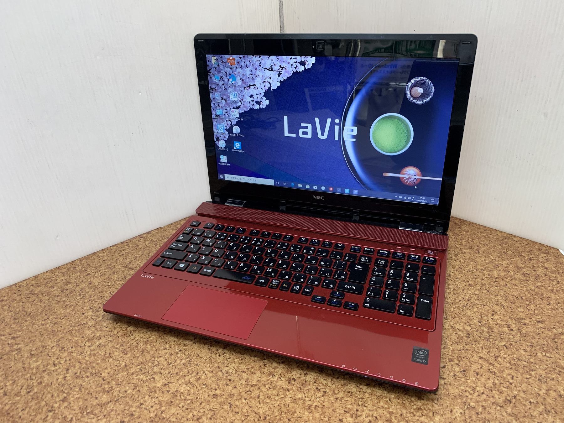 NEC LAVIE NS700G/メモリ8GB/SSD256G/15.6型