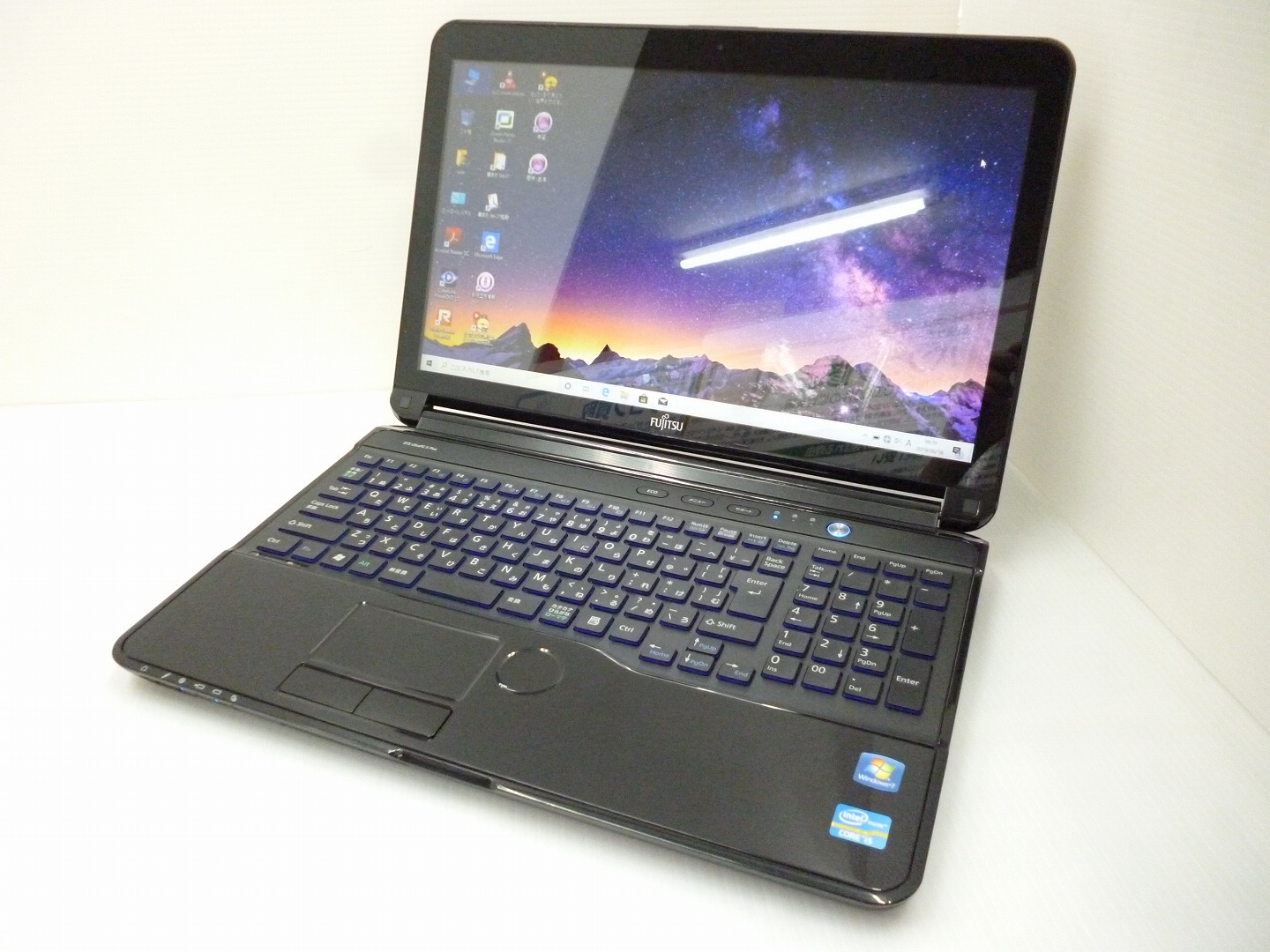 富士通 LIFEBOOK AH56/E CPU:Corei5 2520M 2.50GHz/メモリ:8GB/SSD ...