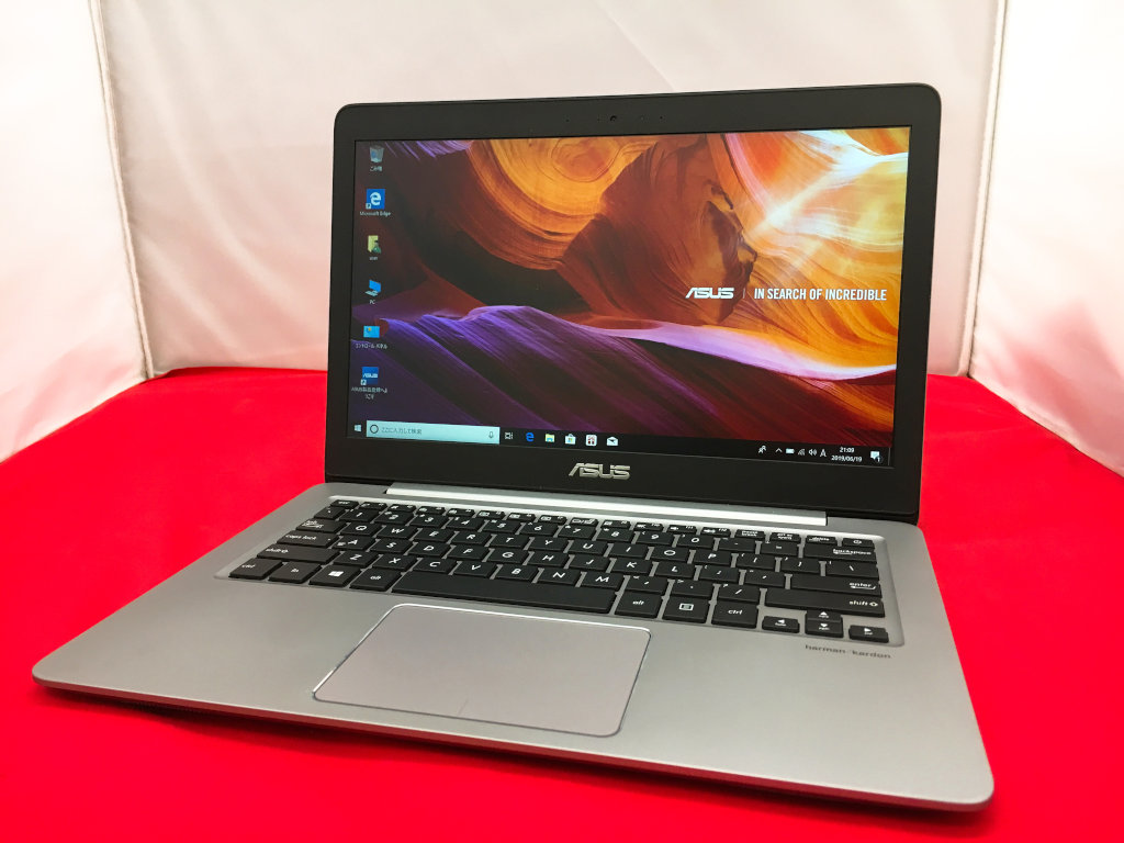 ASUS ZENBOOK BX310U