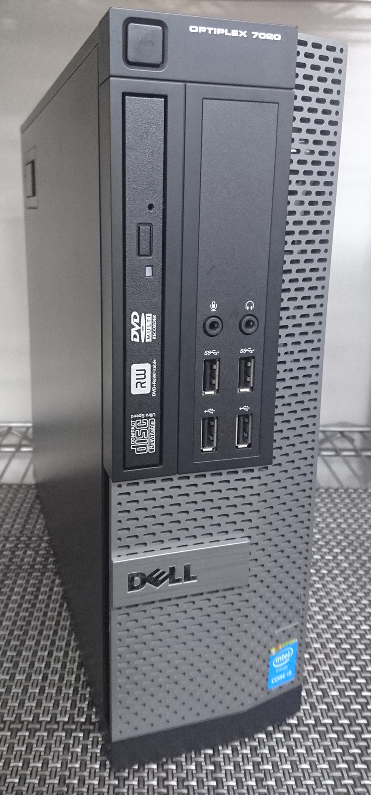 DELL Optiplex 7020 CPU：Core i5-4590 3.3GHz / メモリ：4GB / HDD 