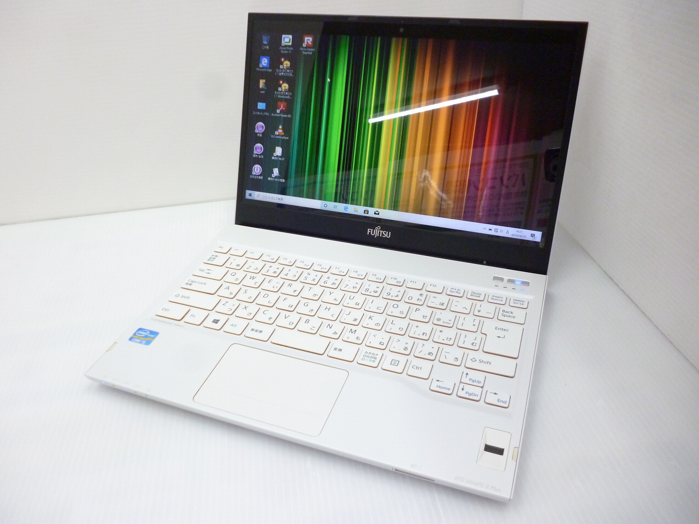 富士通 LIFEBOOK SH54/K CPU:Corei5 3230M 2.60GHz/メモリ:4GB/SSD ...