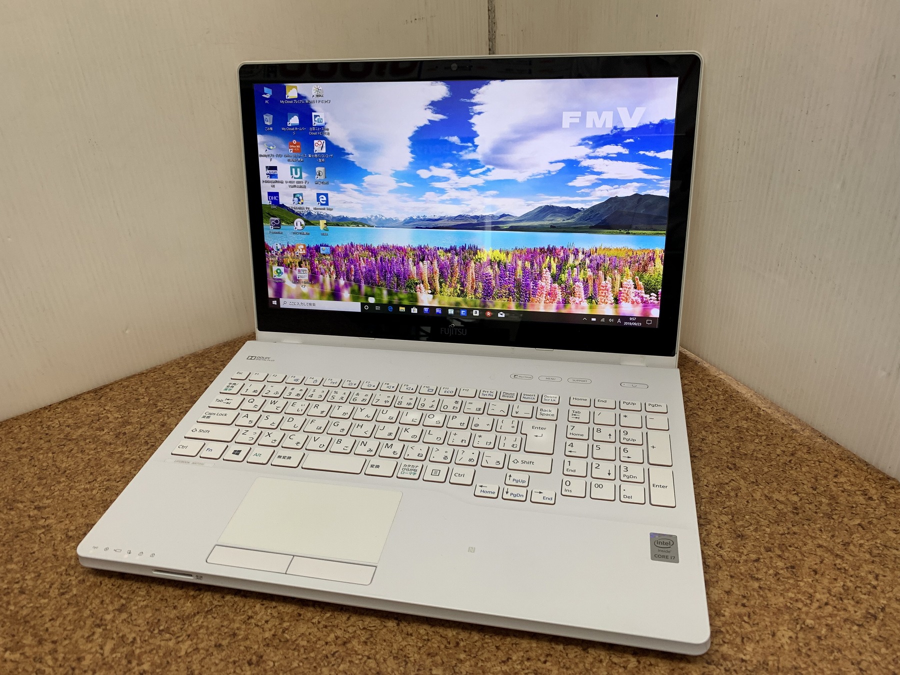 ジャンクLIFEBOOK ノートパソコン i7-7700HQ AH50/C3