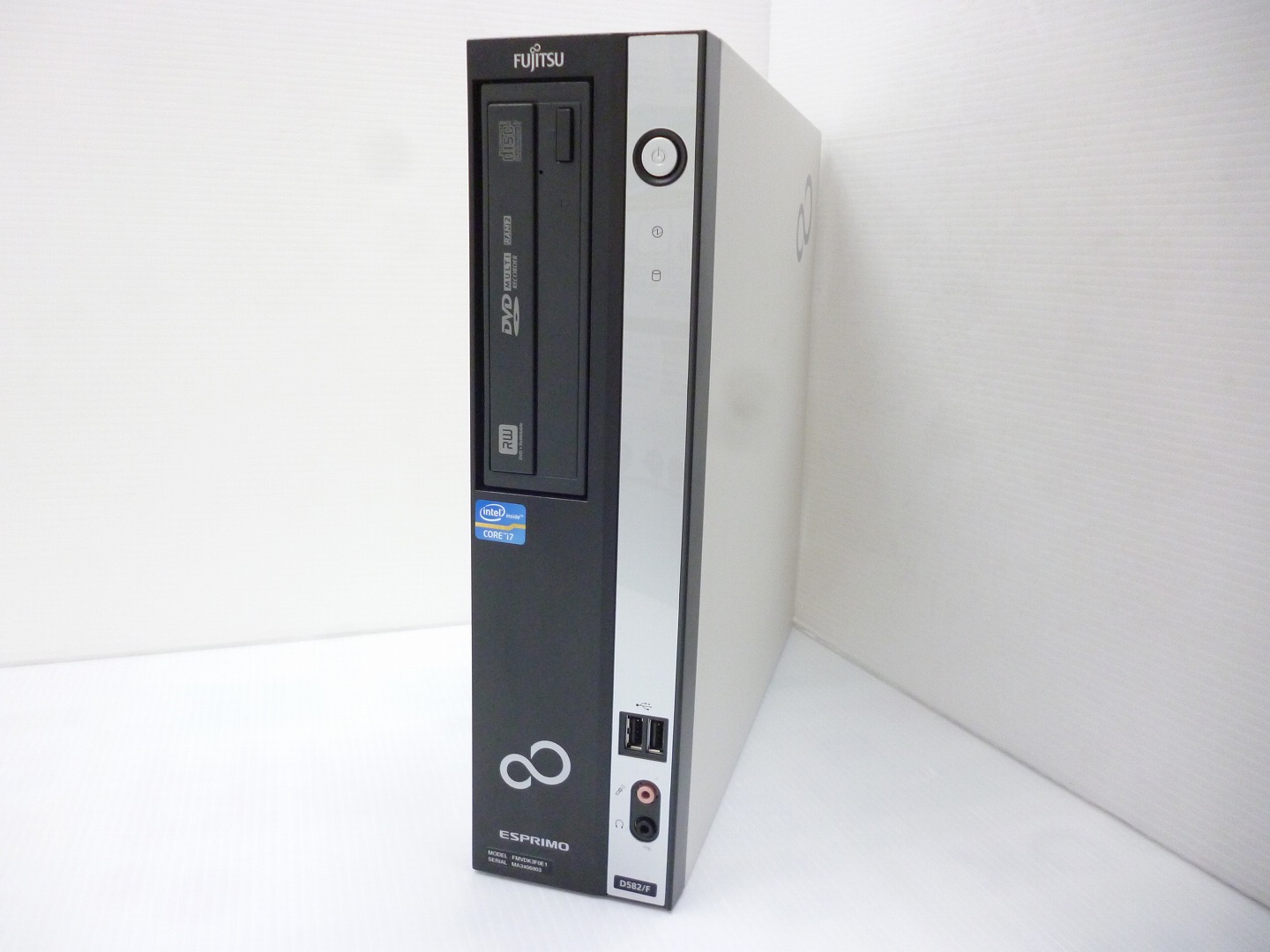 富士通 ESPRIMO D582/F CPU:Corei7 3770 3.4GHz/メモリ:8GB/HDD:2TB