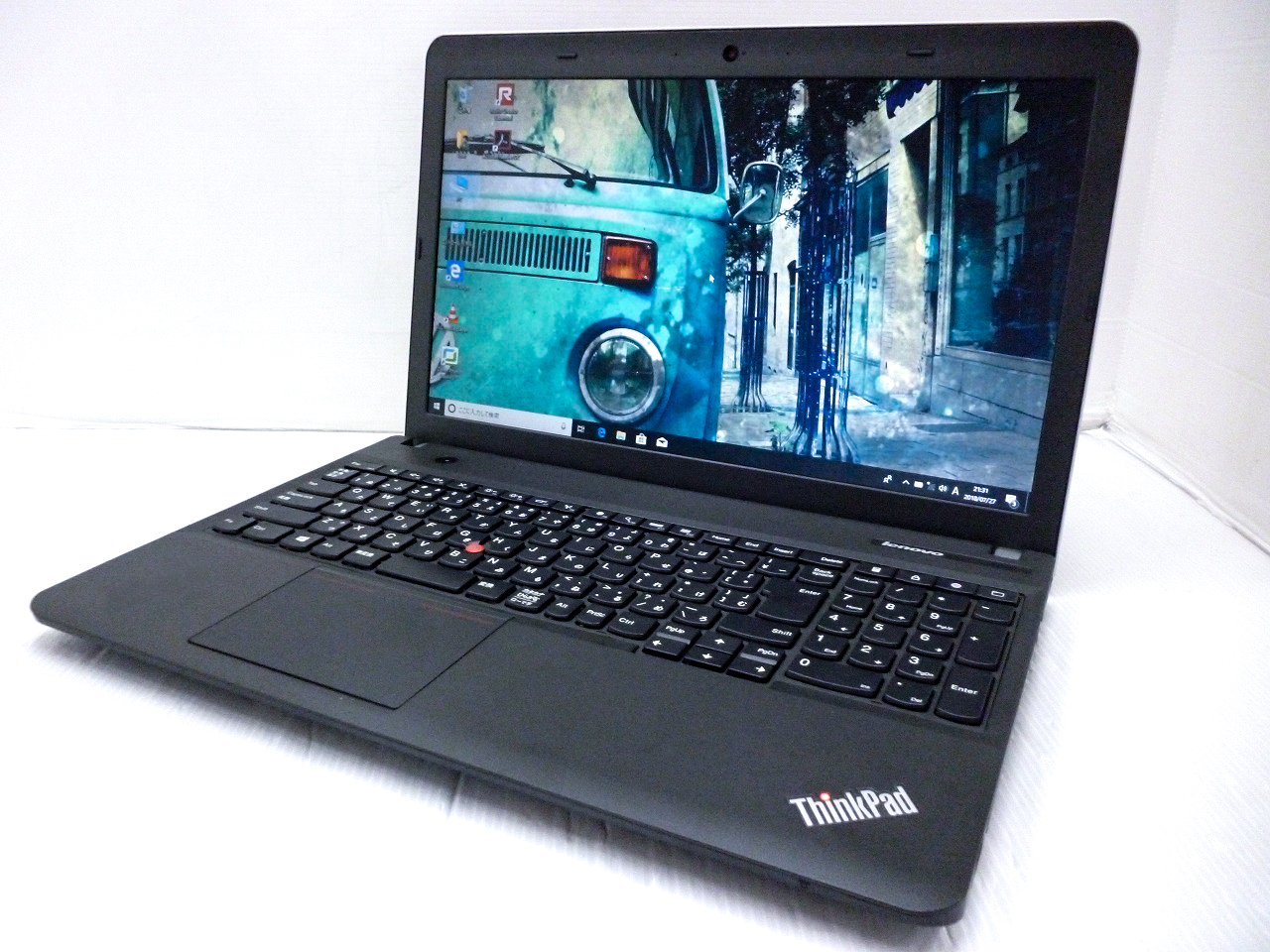 Lenovo ThinkPad E540 / i3 / Office (118)