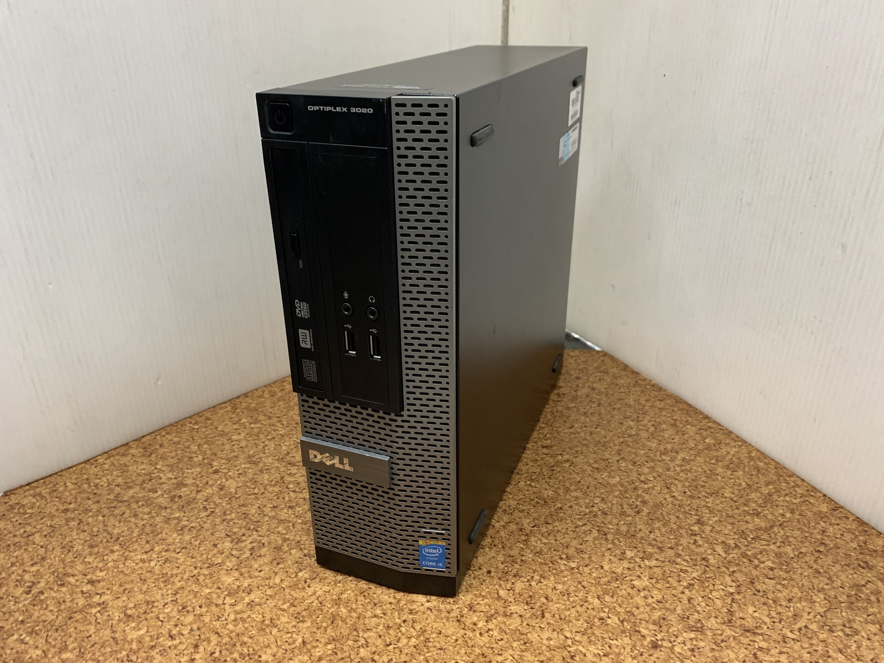 DELL OPTIPLEX 3020 CPU：Core i5 4590 3.3GHz / メモリ：4GB / SSD