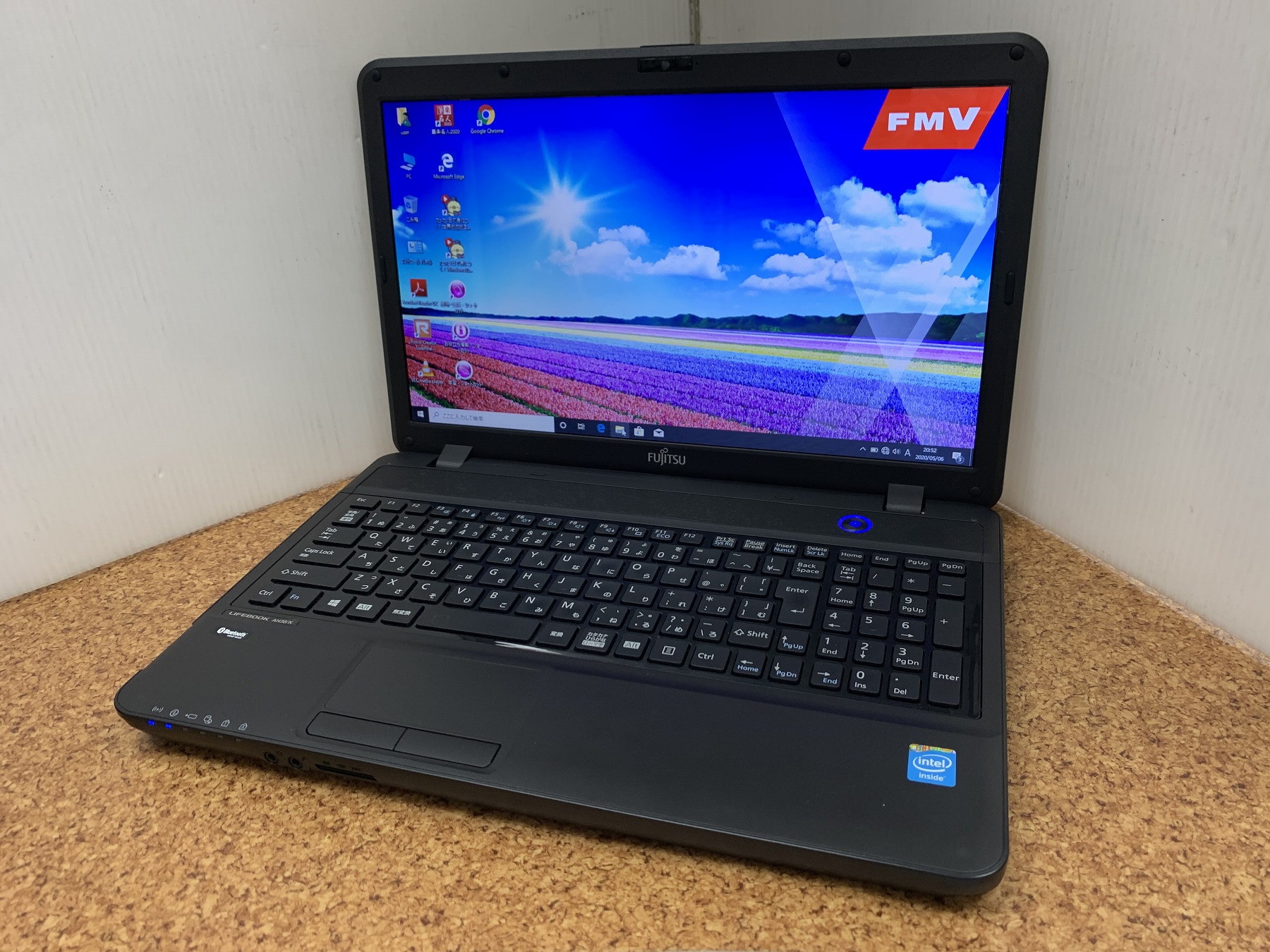 富士通　ノートパソコン　LIFEBOOK AH30/K