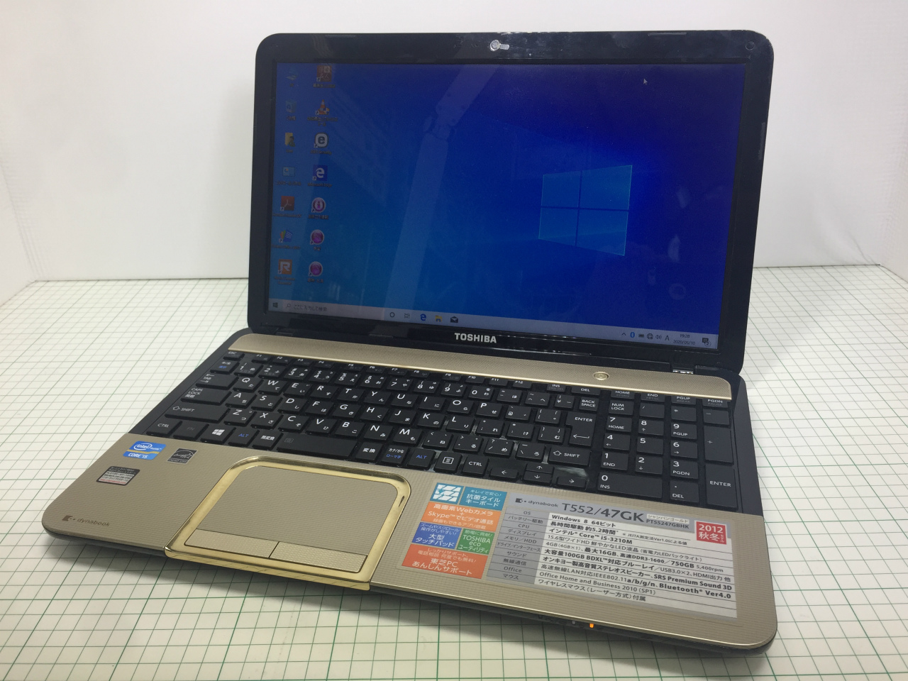 東芝 dynabook T552 CPU:Intel Core i5 3210M 2.5GHz / メモリ:4GB / HDD:720GB