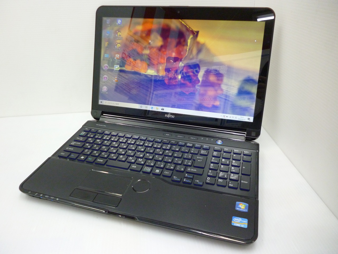 富士通 LIFEBOOK AH77/H CPU:Corei7 3610QM 2.30GHz/メモリ:8GB/HDD