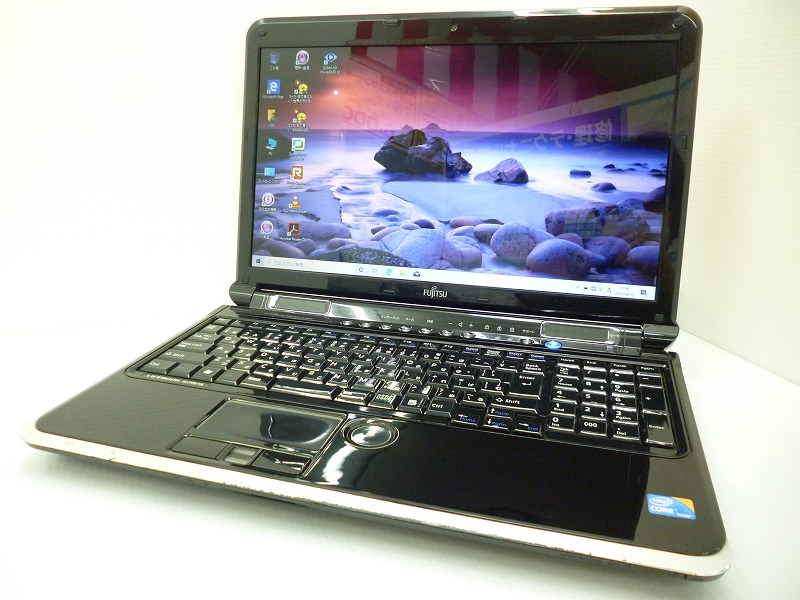 富士通 LIFEBOOK AH700/5B COREi5 4GBメモリー