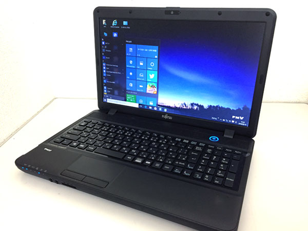 富士通 LIFEBOOK AH30/K CPU： Celeron B830 1.8GHz/メモリ：4GB/HDD