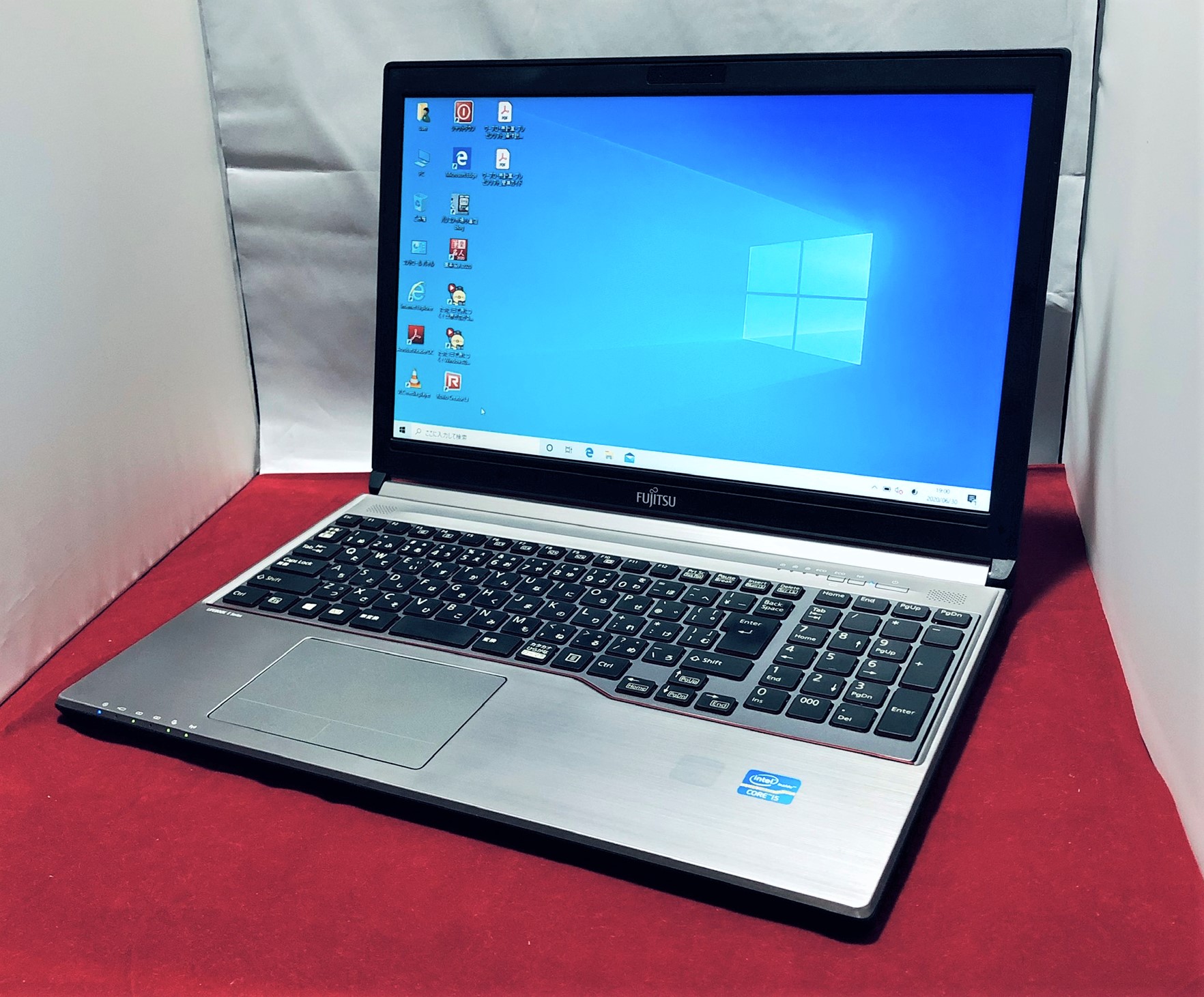 LIFBOOK A561/D i5/8G/SSD240G/office