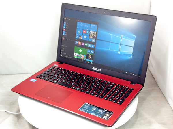 ASUS K550C CPU： Core i3 3217U 1.8GHz/メモリ：4GB/HDD：500GB/15.6