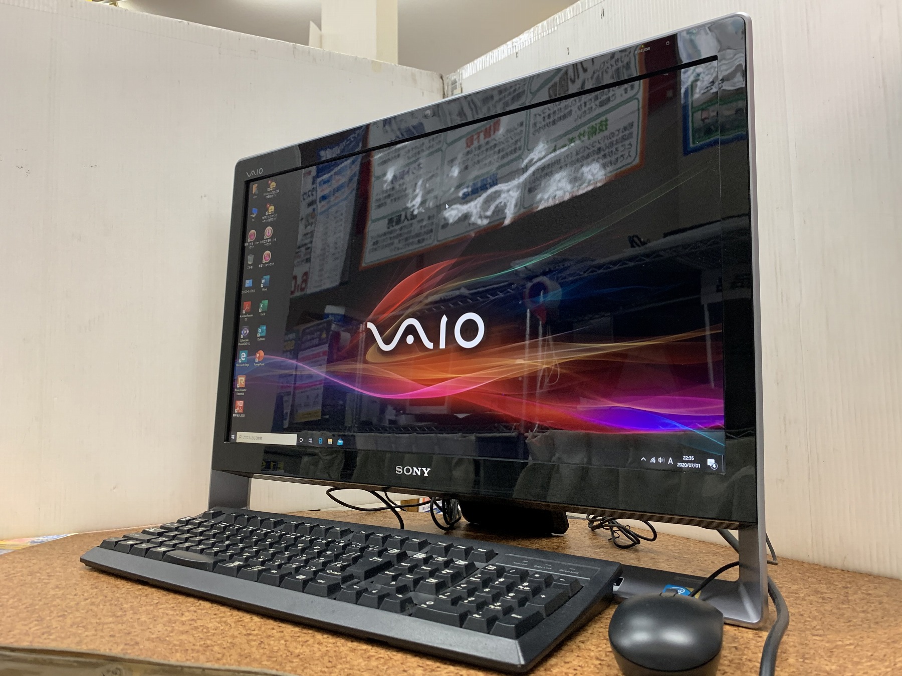 SONY VAIO VPCL138FJ CPU：Core 2 Duo 3.06GHz / メモリ：4GB / SSD