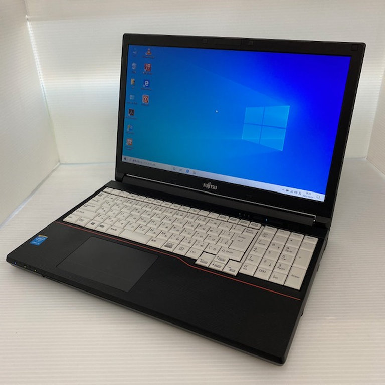富士通 LIFEBOOK A574/K Windows10 Home 64bit(HDDリカバリ) / Polaris 