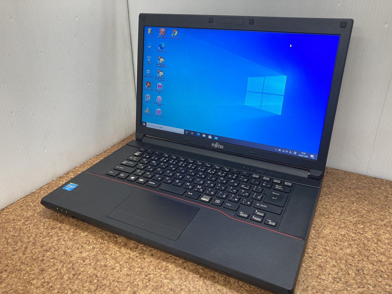 FUJITSU LIFEBOOK A553/H CPU: Celeron 1000M 1.80GHz / メモリ:4GB