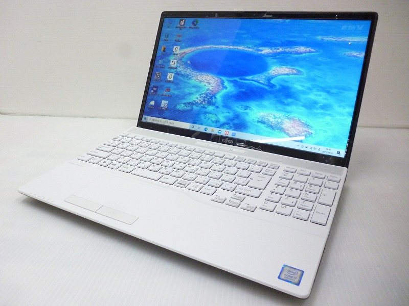 富士通 LIFEBOOK AH50/D3 CPU:Core i7-8565U 1.8GHz/メモリ:8GB/SSD