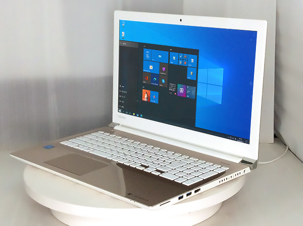 東芝 dynabook T45/CG CPU： Celeron 3865U 1.8GHz/メモリ：4GB/HDD