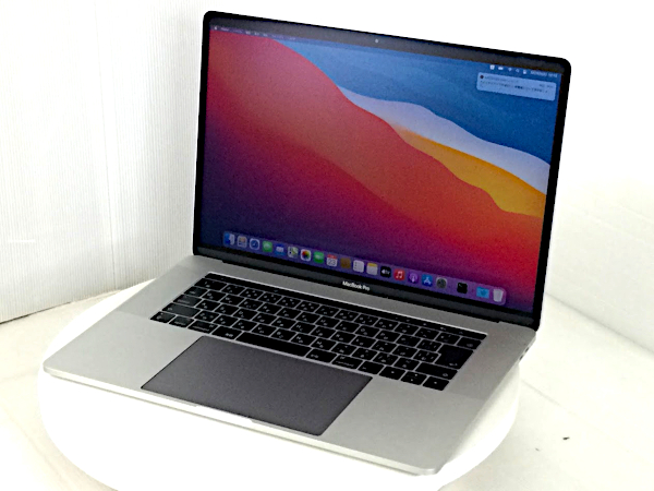 2017 Macbook pro 15インチ Core i7 Touchバー