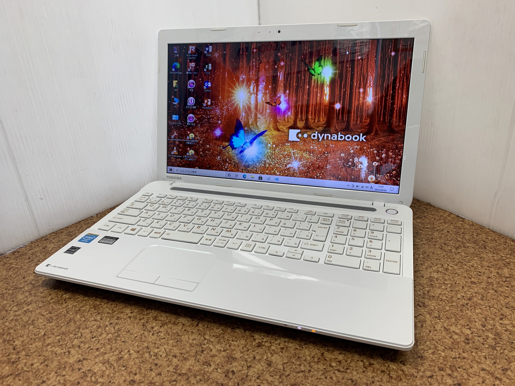 交渉中　東芝 dynabook T453/33LWY ノートPC