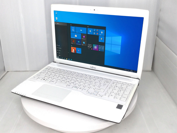 FUJITSU LIFEBOOK AH42/M ノートPC