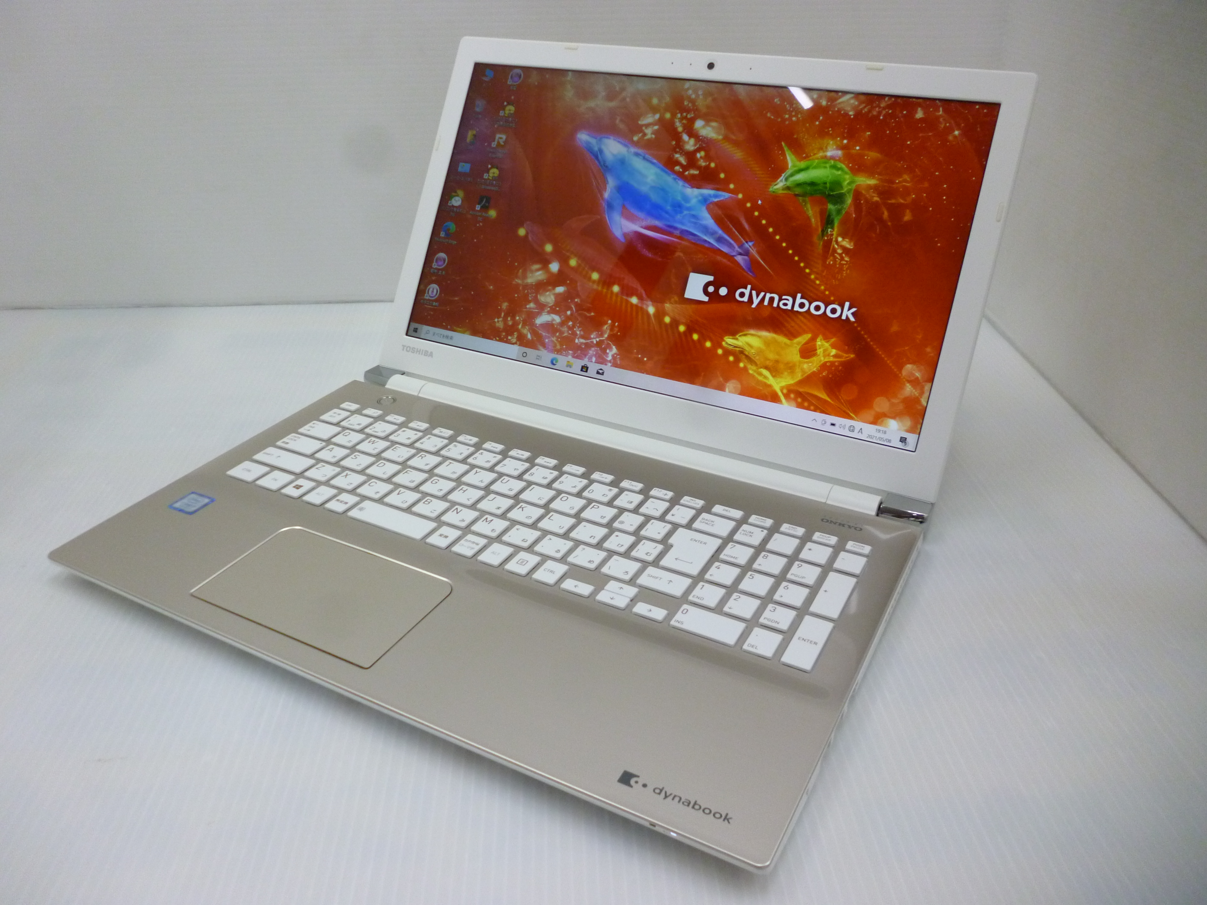 東芝 dynabook T65/DG CPU:Core i7-7500U 2.7GHz/メモリ:8GB/HDD:1TB