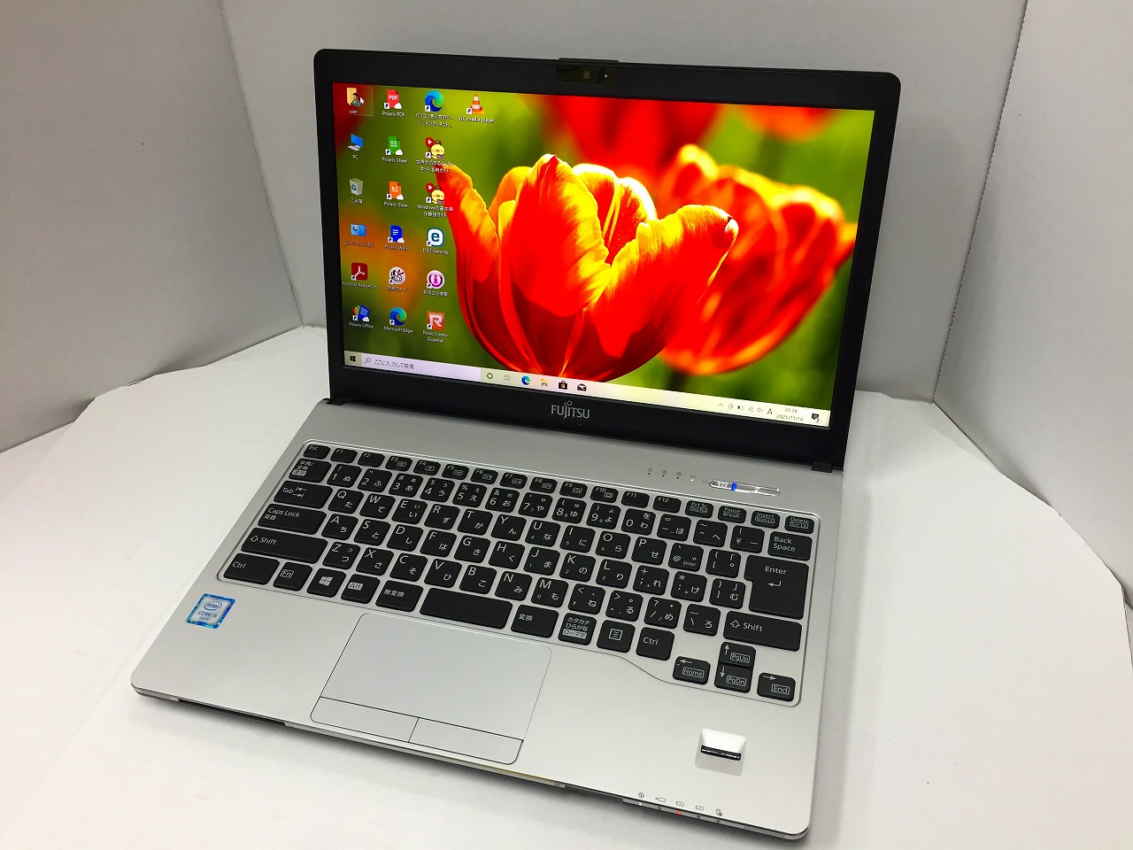 富士通 LIFEBOOK S936/P CPU:Core i5-6300U 2.4GHz / メモリ:4GB / SSD
