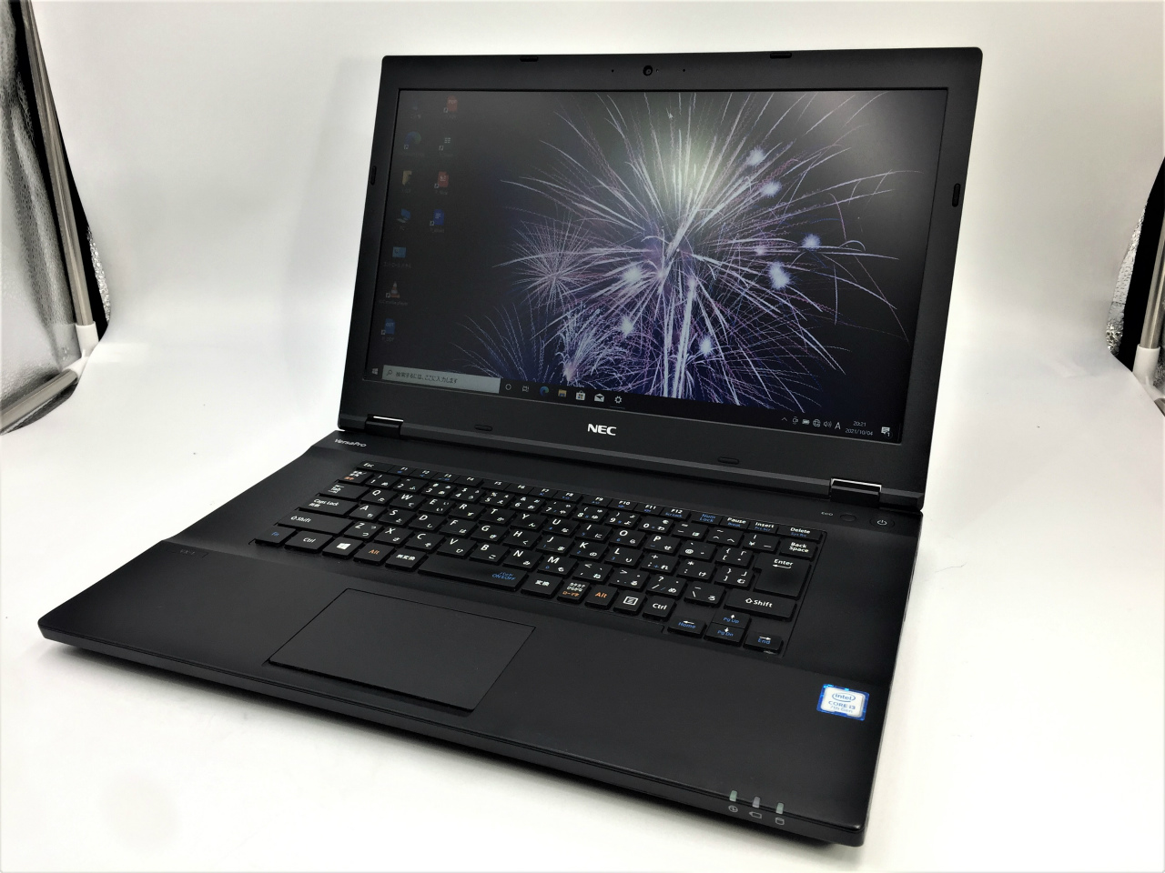 NEC PC-VK23LXZGU CPU：Core i3 6100U 2.3GHz / メモリ：8GB / SSD 