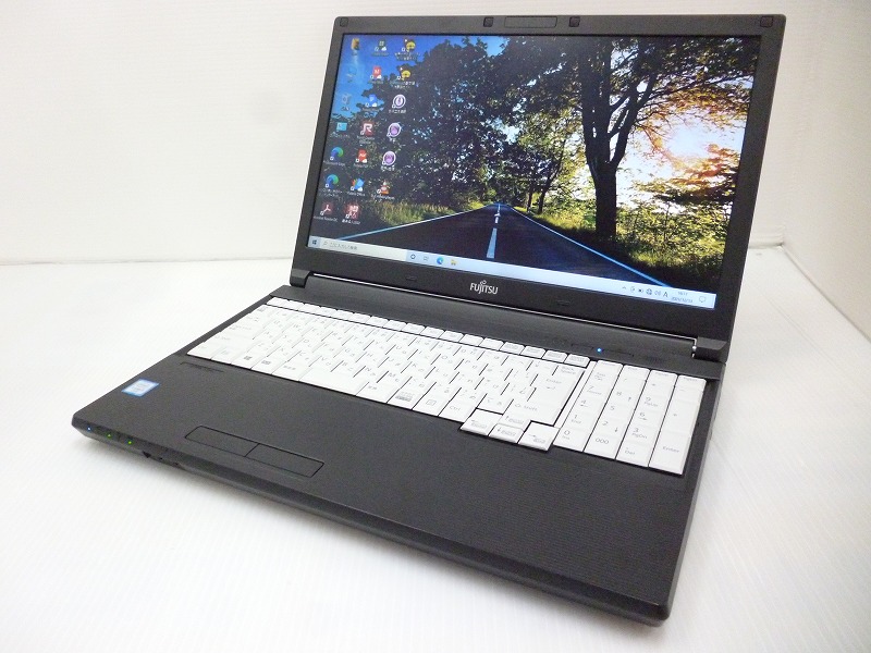 富士通 LIFEBOOK A576/TX CPU:Core i5-6360U 2.8GHz/メモリ:8GB/SSD